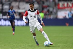 近亿了TA：利物浦谈妥埃基蒂克交易框架，预计总价超9500万欧