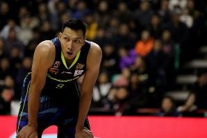 2006年的今天：广东4-1击败八一 达成队史首次3连冠 易建联获FMVP